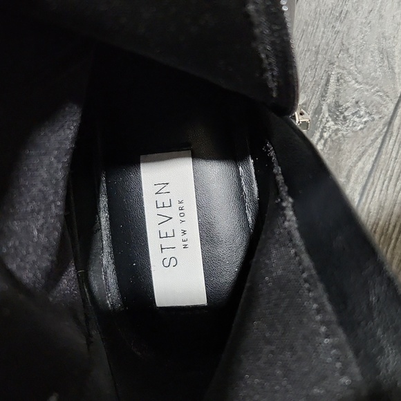 Steven by Steve Madden Black armond lug-sole Chelsea Boots size 8m - Picture 4 of 12